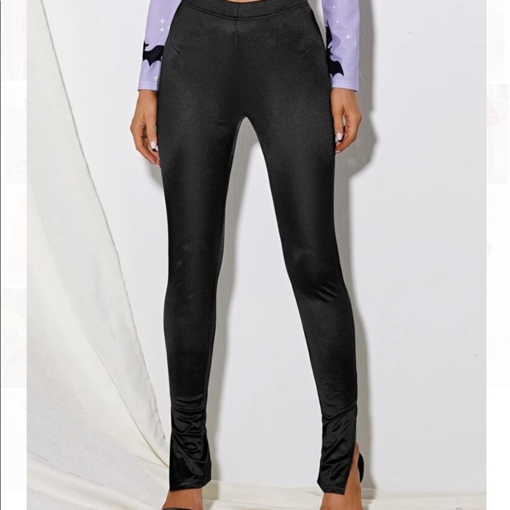 Split hem skinny pants brand new